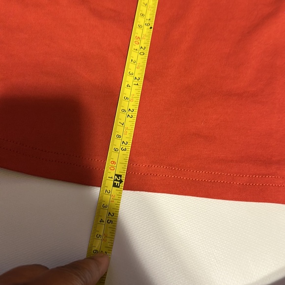 SIXTEEN WOMENS BEAUTIFUL 🤩 COLOR T-SHIRT SIZE M IN EXCELLENT CONDITION LIKE NEW - Picture 6 of 8